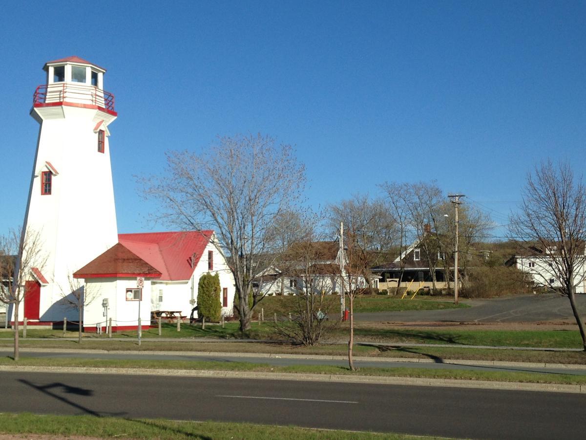 Dans Les Draps De Morphee Panzió Campbellton Kültér fotó